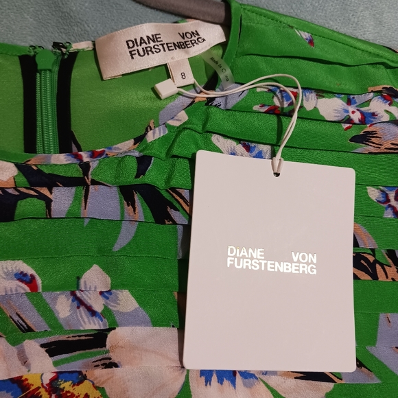 Diane Von Furstenberg Cinched Waist Bolan Palm Print Silk Dress - Picture 7 of 10